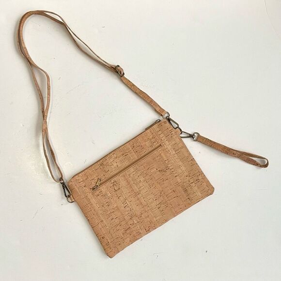 Corkadia Mio Criss-Cross Cork Clutch Eco-Friendly NWOT Diamonds - Picture 3 of 8